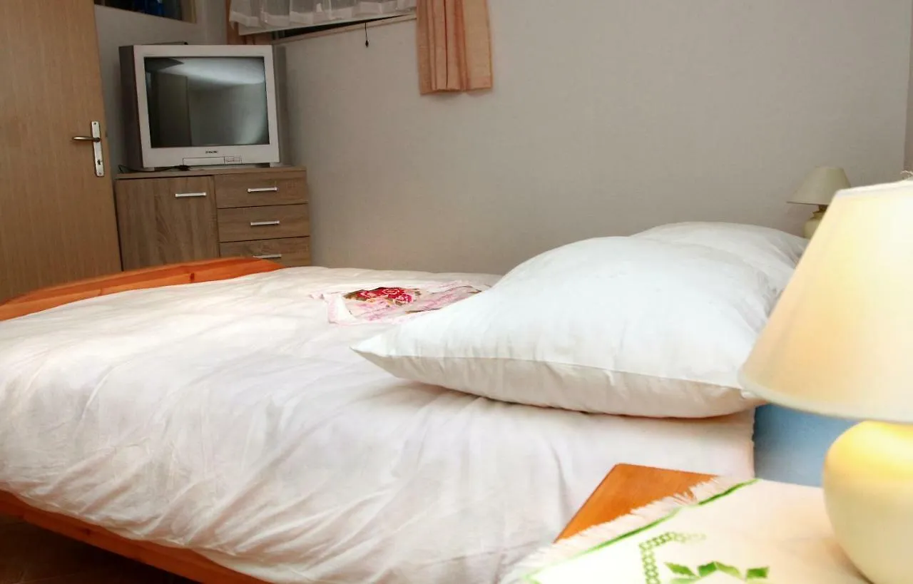 Apartament Raos Iva Trogir 0*,